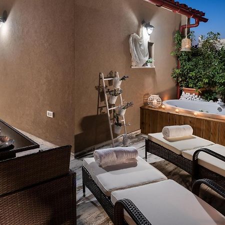 Castello Luxury Residence With Private Jacuzzi Chrissi Akti Chania Exterior foto