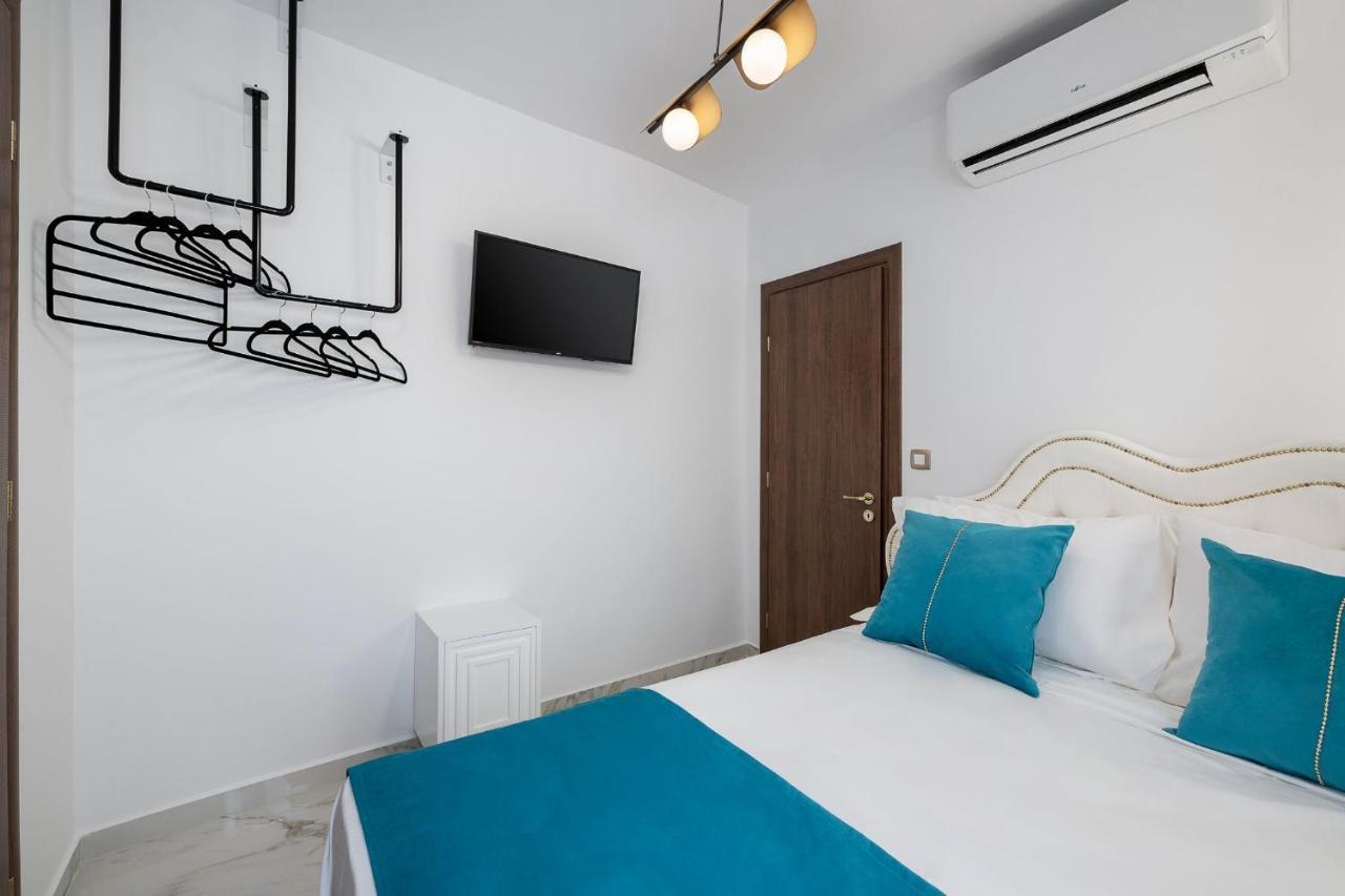 Castello Luxury Residence With Private Jacuzzi Chrissi Akti Chania Exterior foto