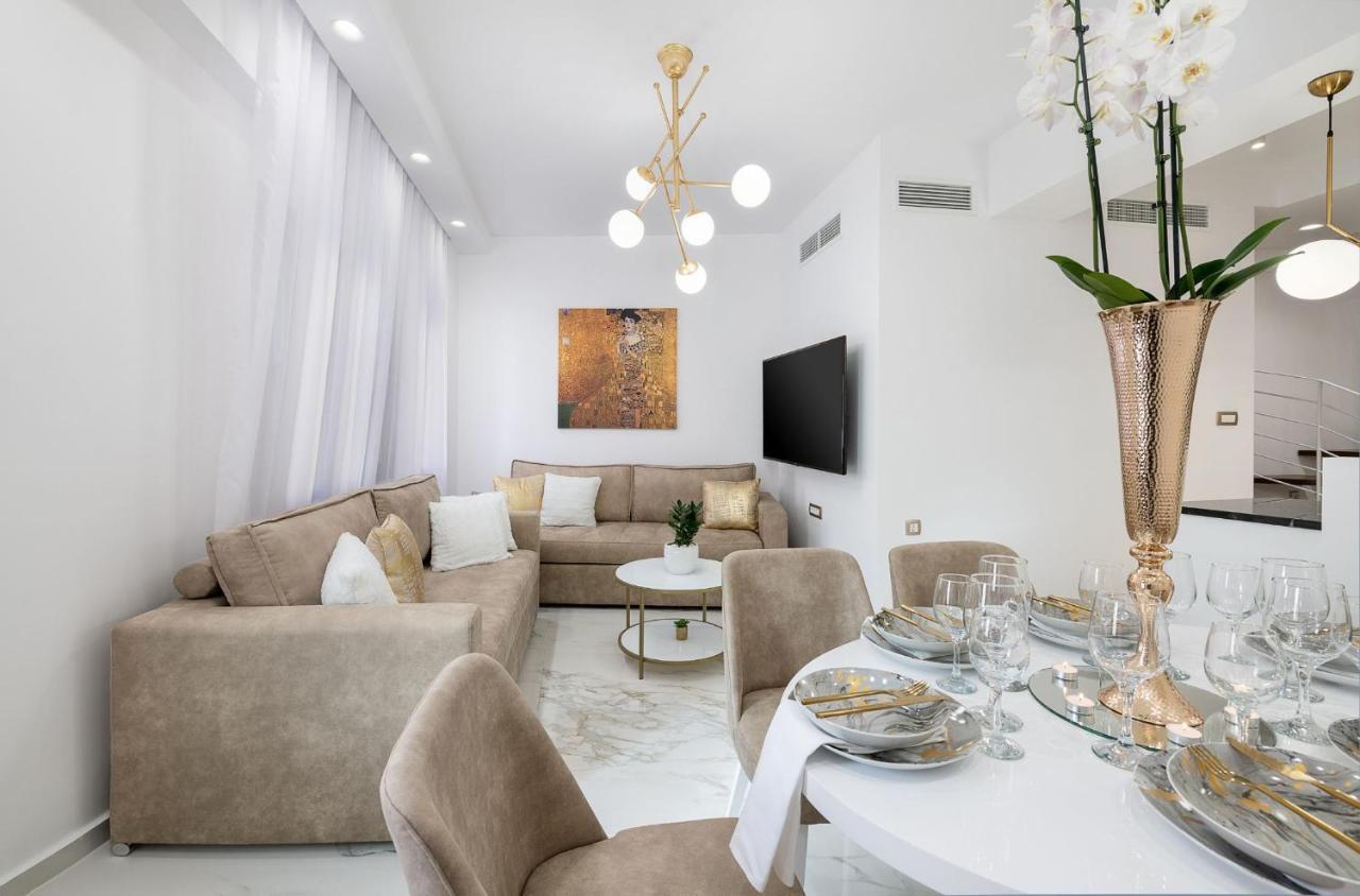 Castello Luxury Residence With Private Jacuzzi Chrissi Akti Chania Exterior foto